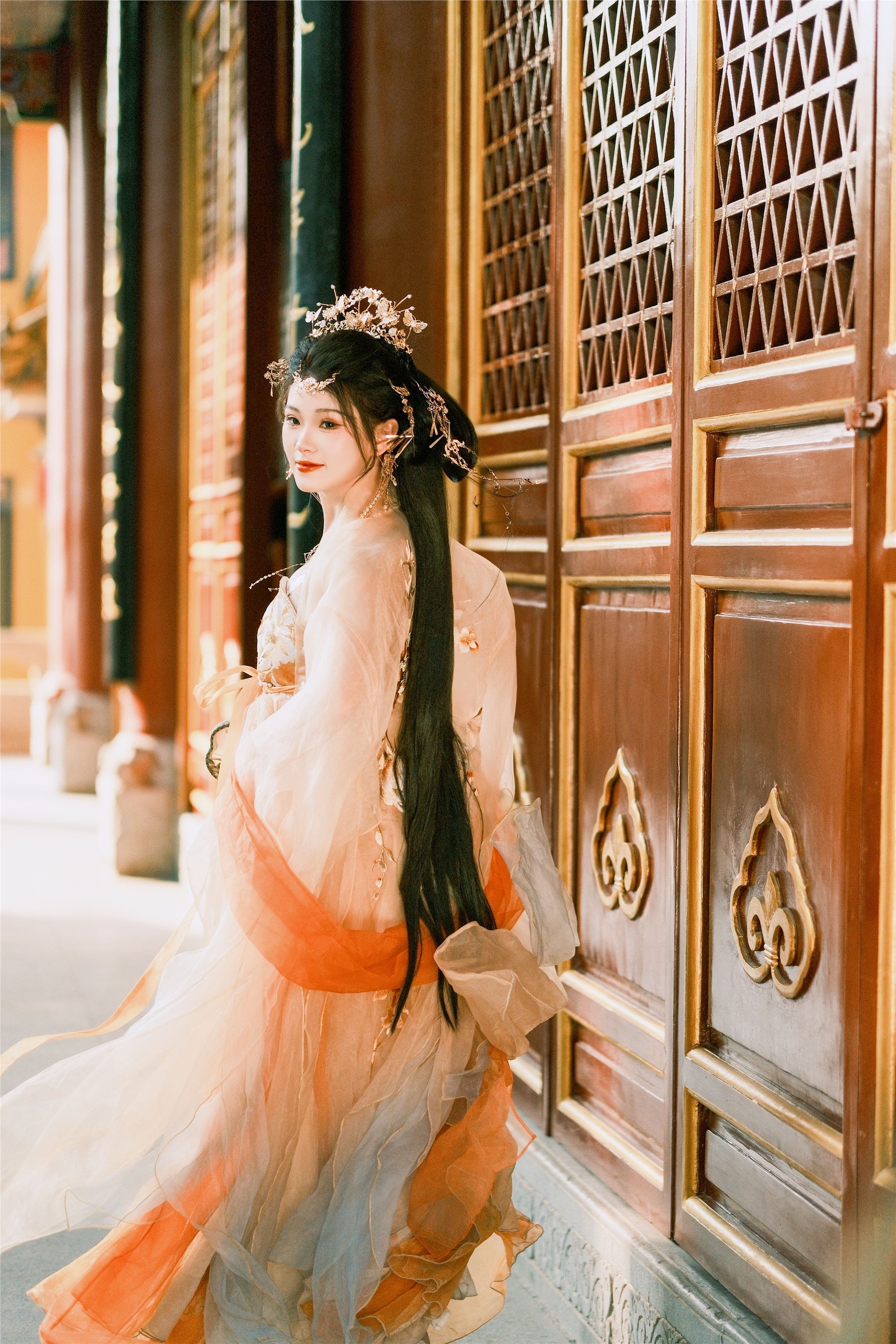 YITUYU艺图语 2025.01.08 顺遂无虞 皆得所愿 悦璃